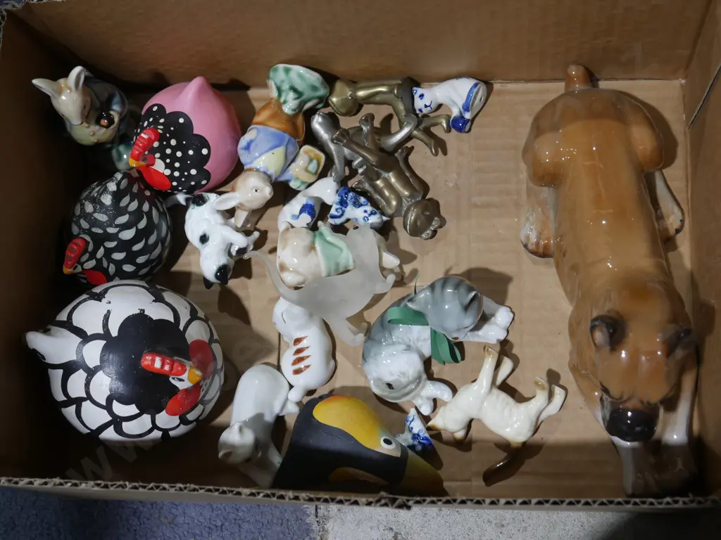 Assorted ornaments Image 1++