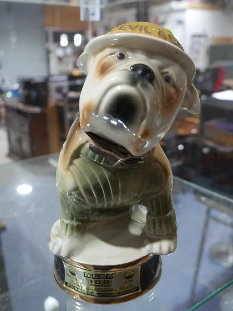 Jim Beam bulldog decanter Image 1++