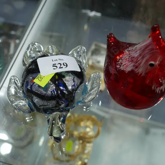 Turtle end hen paperweight