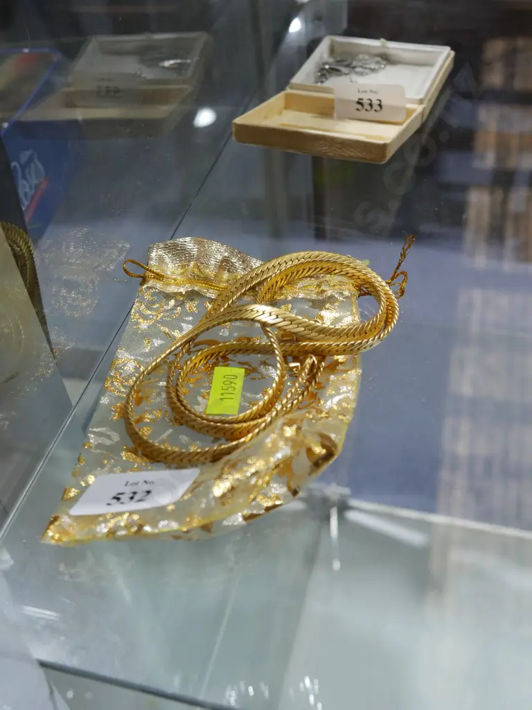 Gold necklace Image 1++