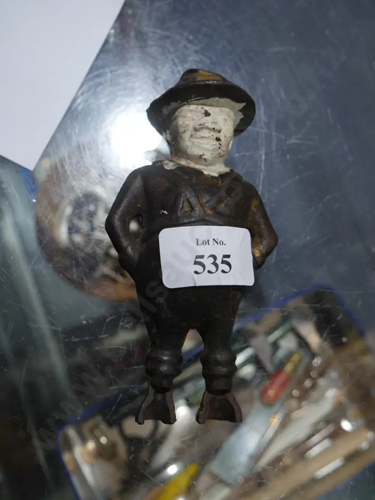 Vintage money box Image 1++