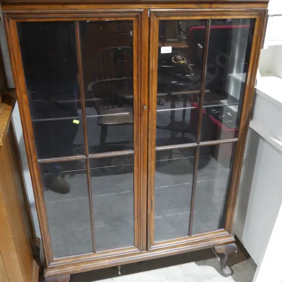 Display cabinet