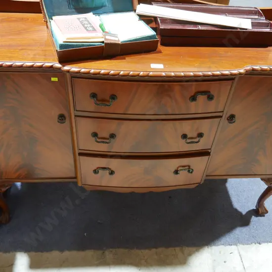 Sideboard