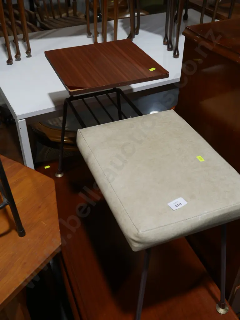 Telephone table Image 1++