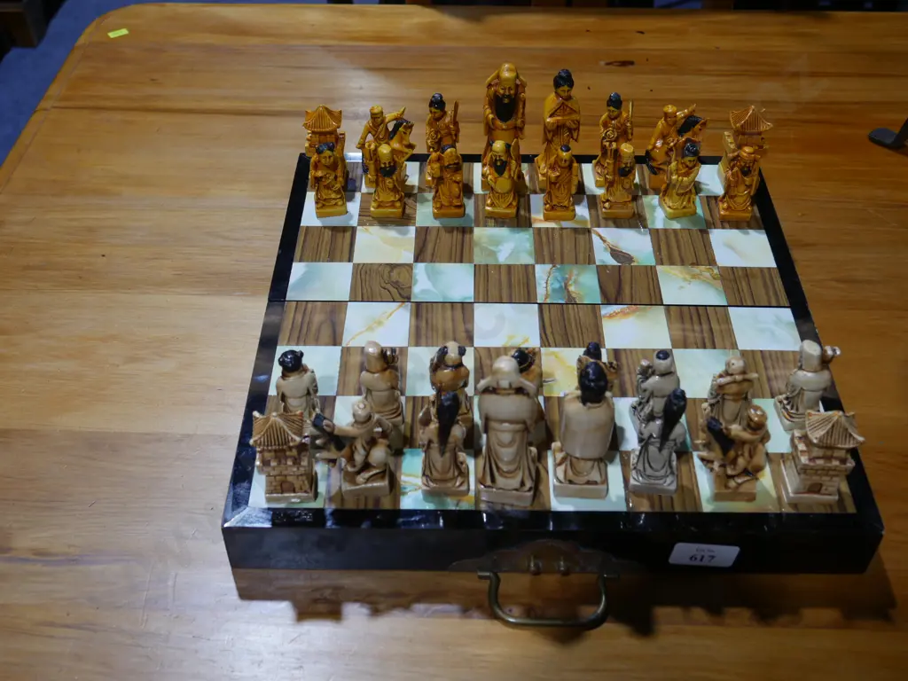 Chess set Image 1++