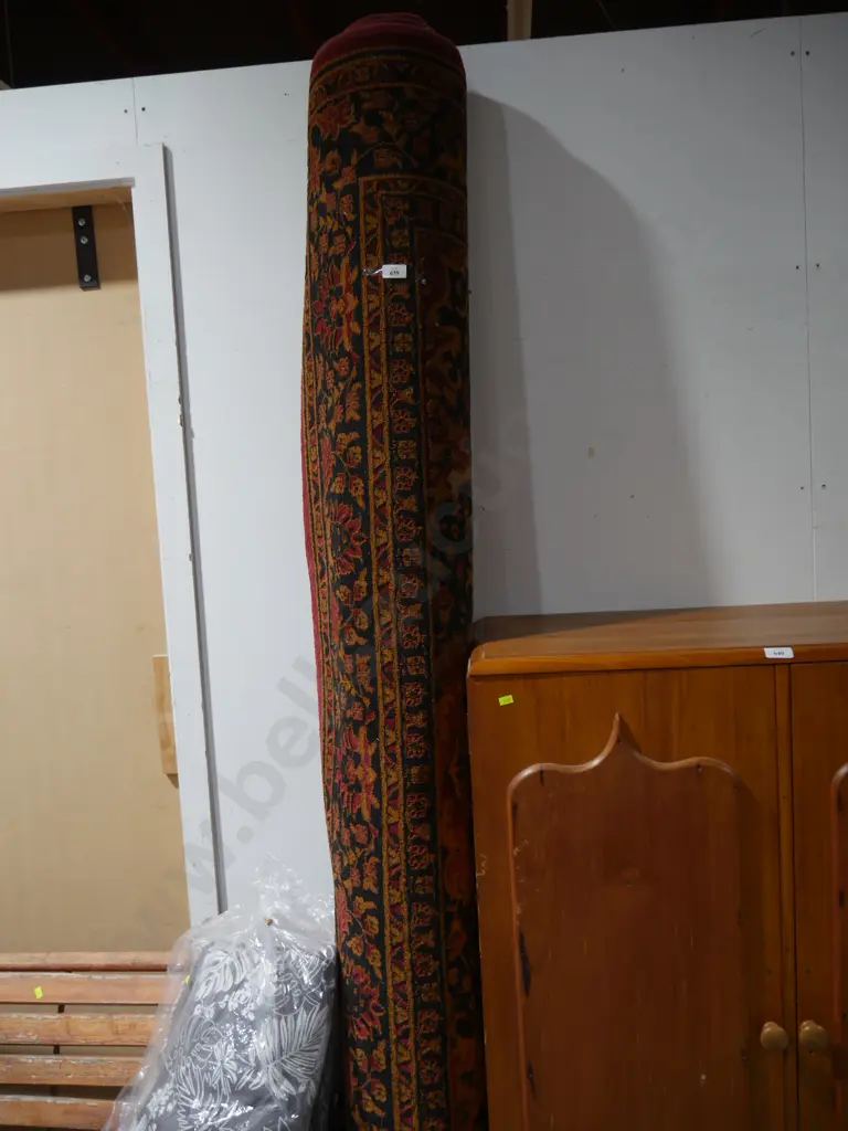 Large floor rug Image 1++