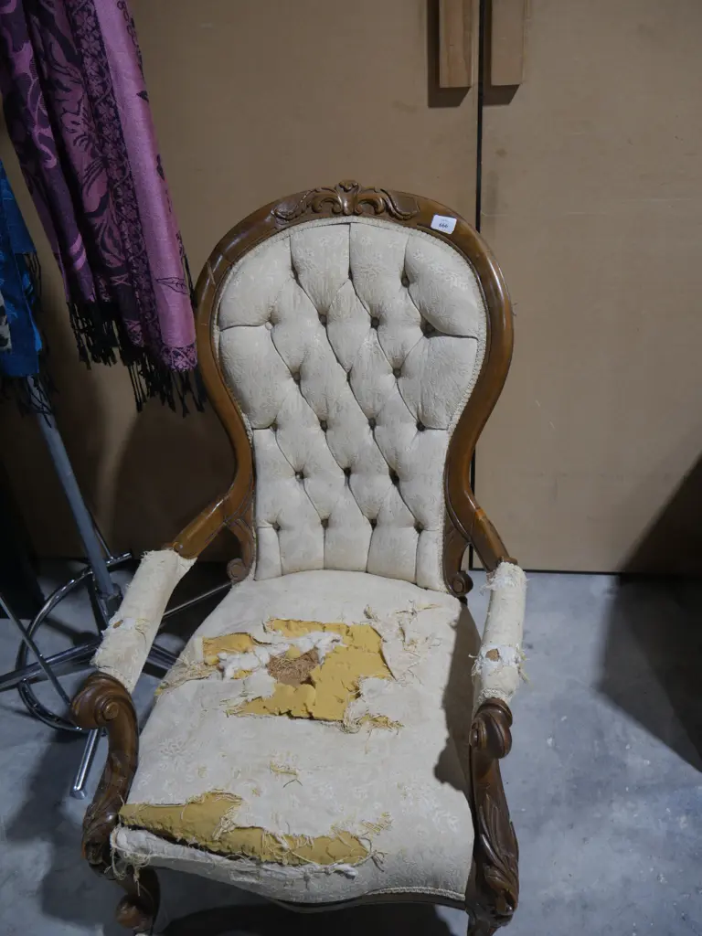 Victorian gents chair Image 1++