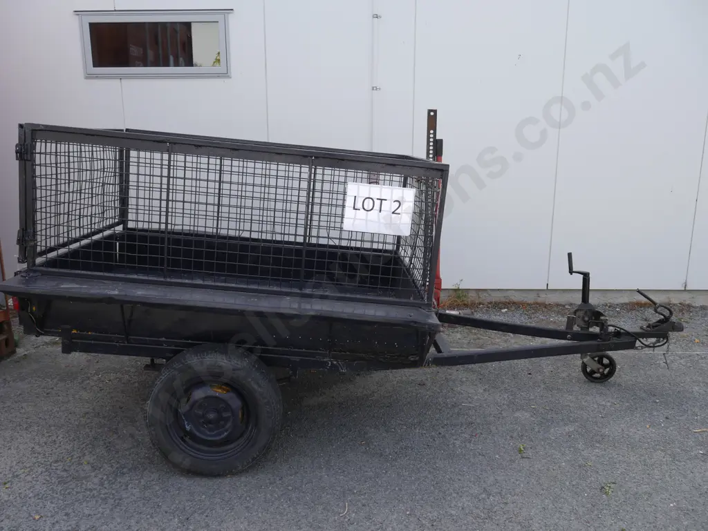 Trailer - warranted and registered Image 1++