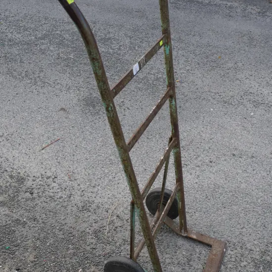 Sack barrow