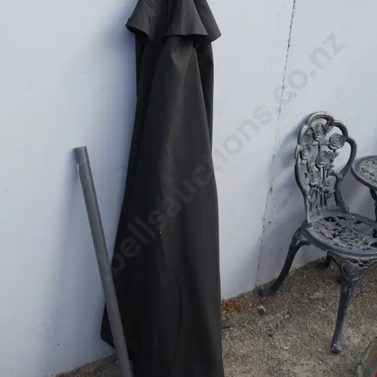 Sun umbrella