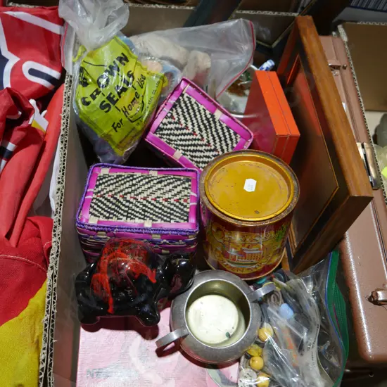 Assorted sundries