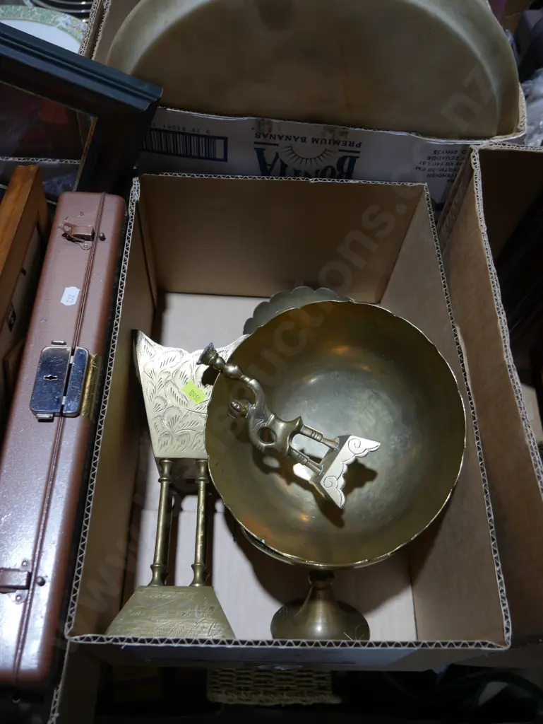 Brassware Image 1++