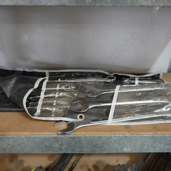 Spanner set