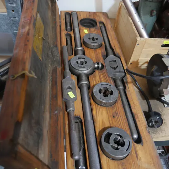 Tap and die set