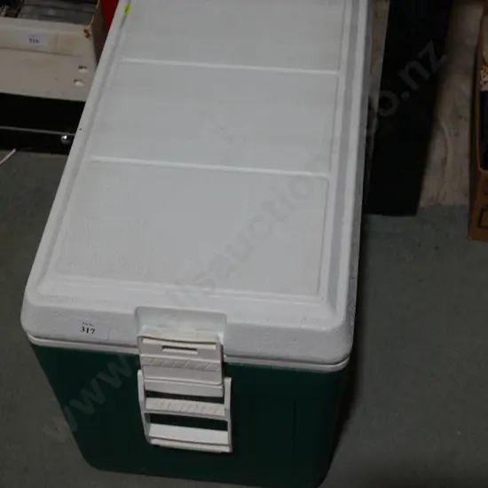 Chilly bin