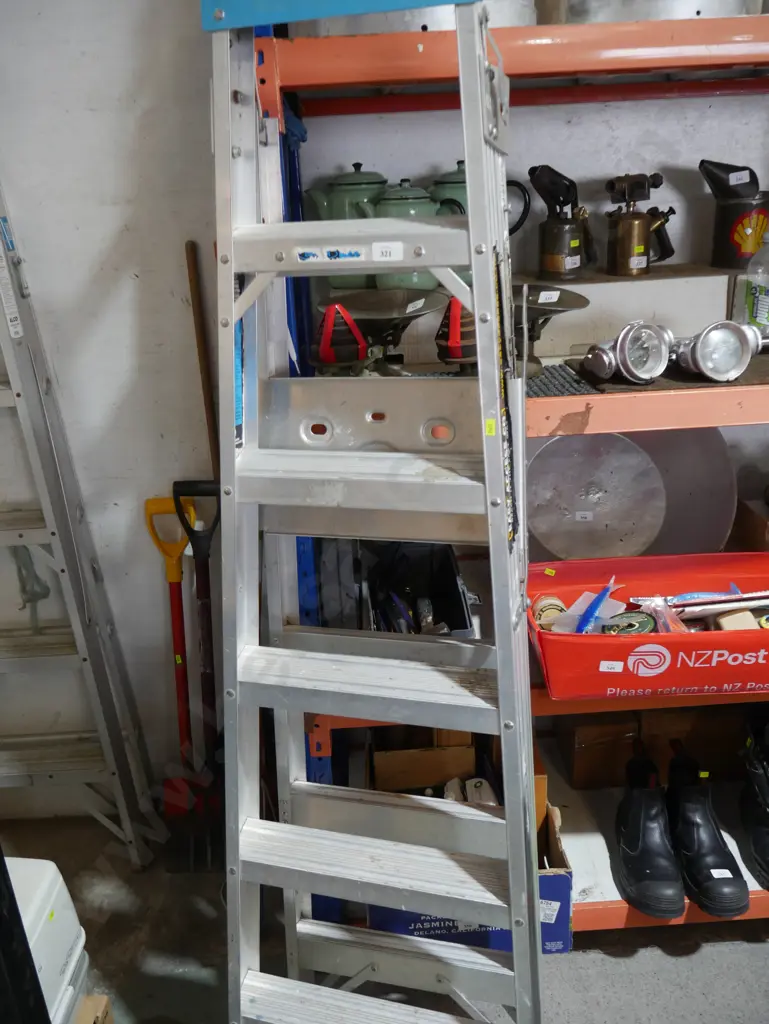 Ladder Image 1++