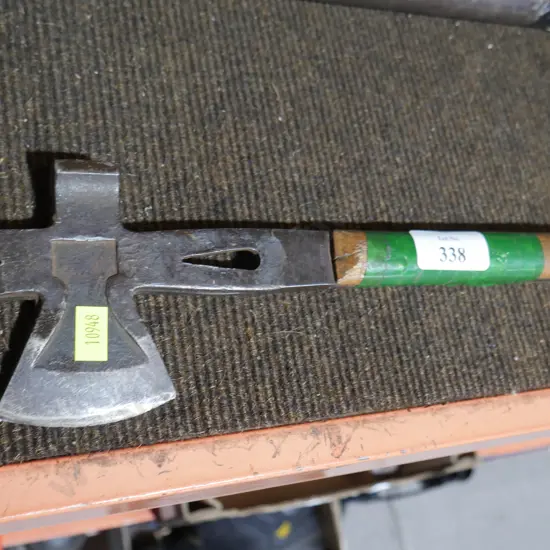 Multi hatchet