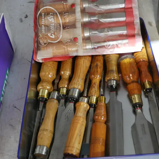 Assorted chisels