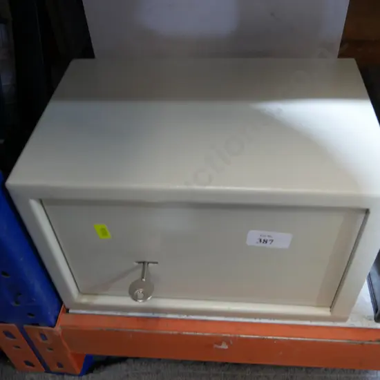 Small safe