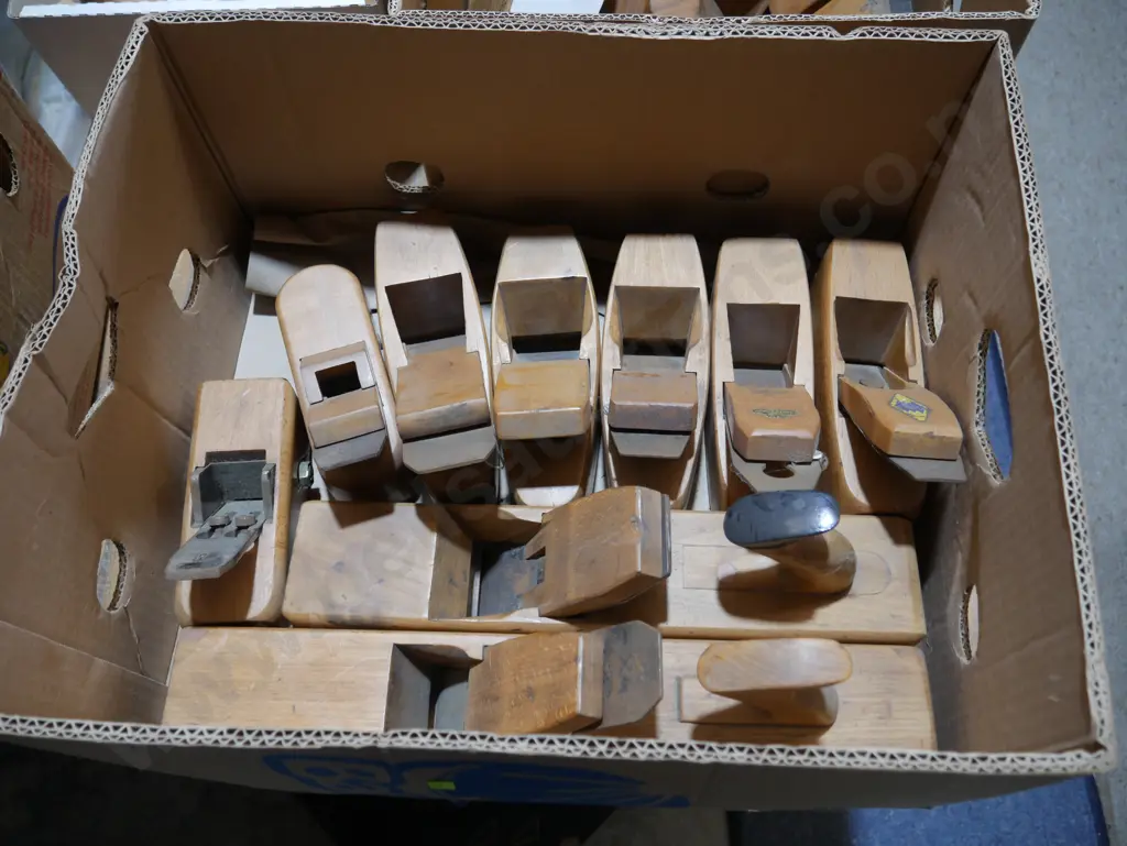 Wooden planes Image 1++