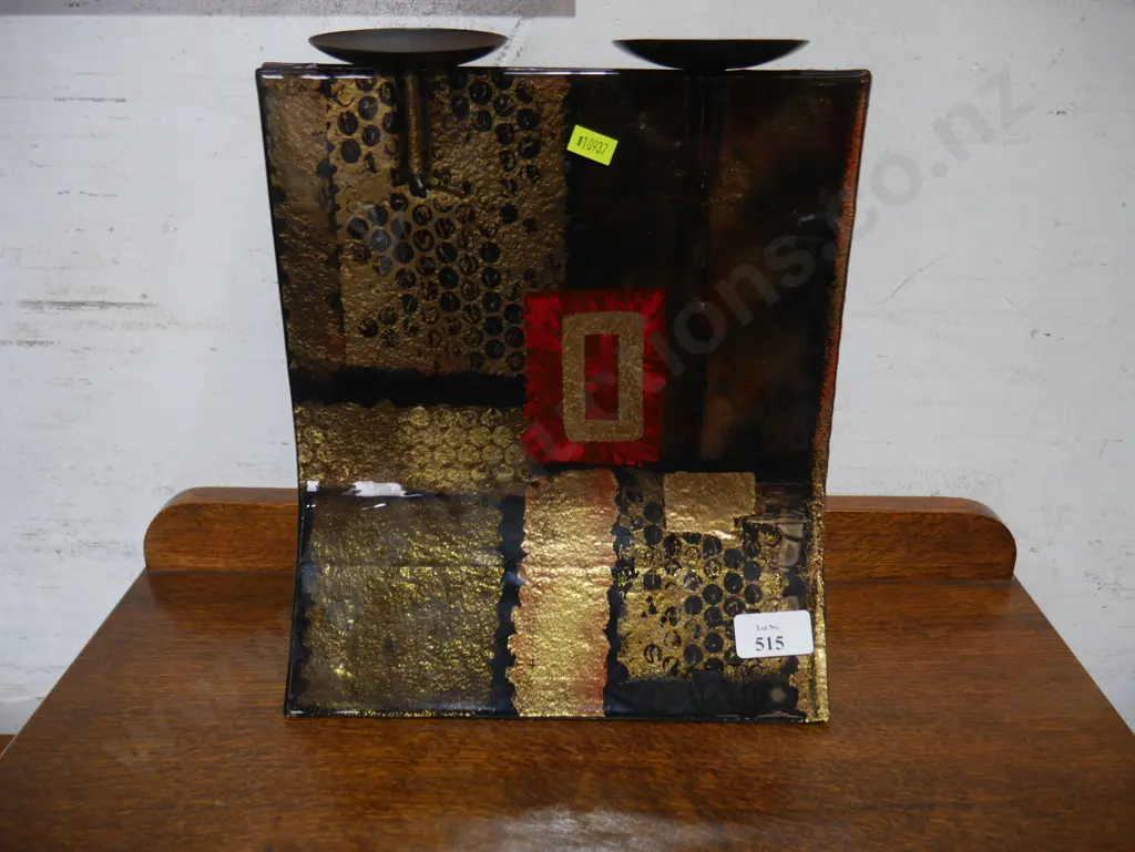 Art Glass candle holder Image 1++