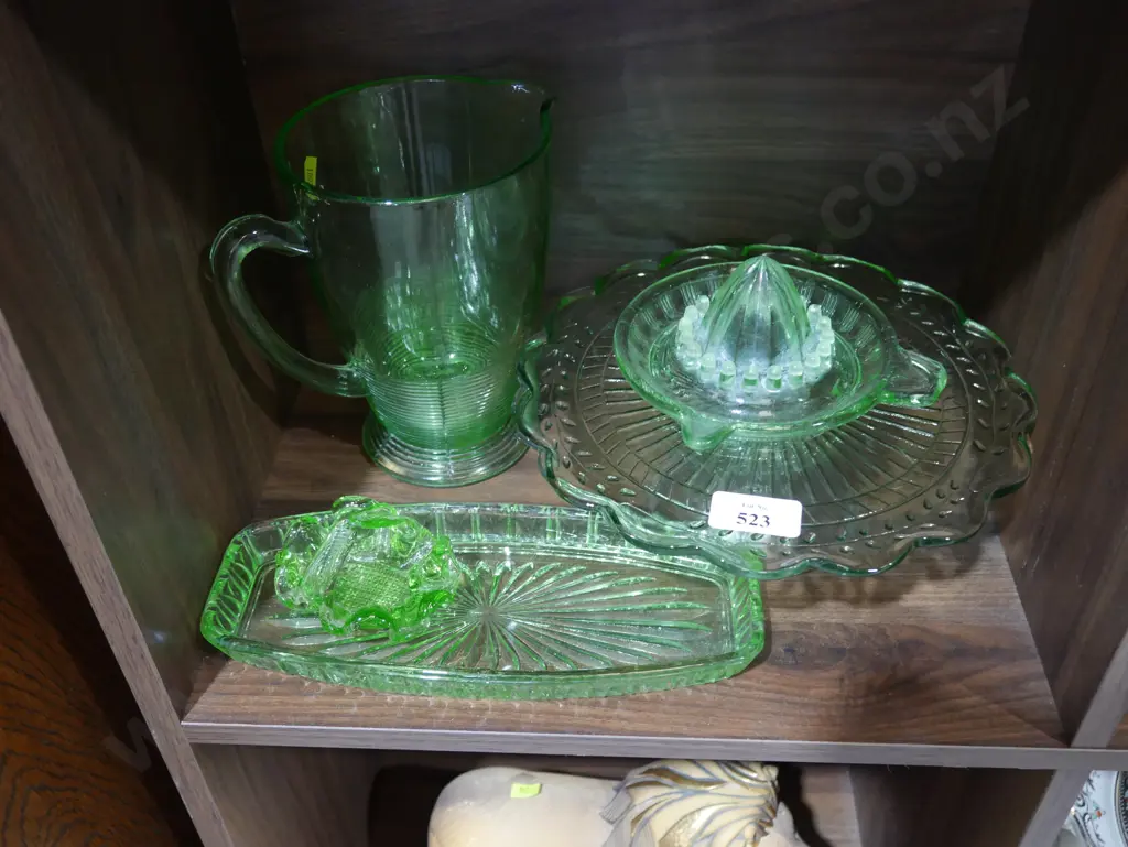Green glassware Image 1++