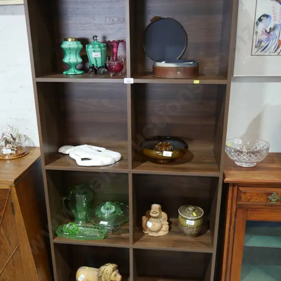 Pigeonhole bookcase
