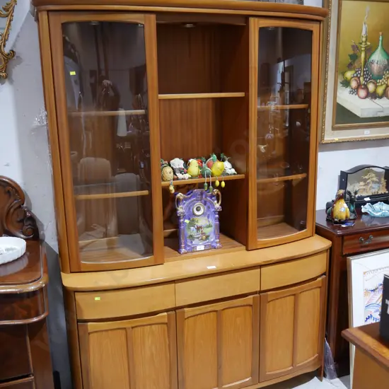 Wall unit