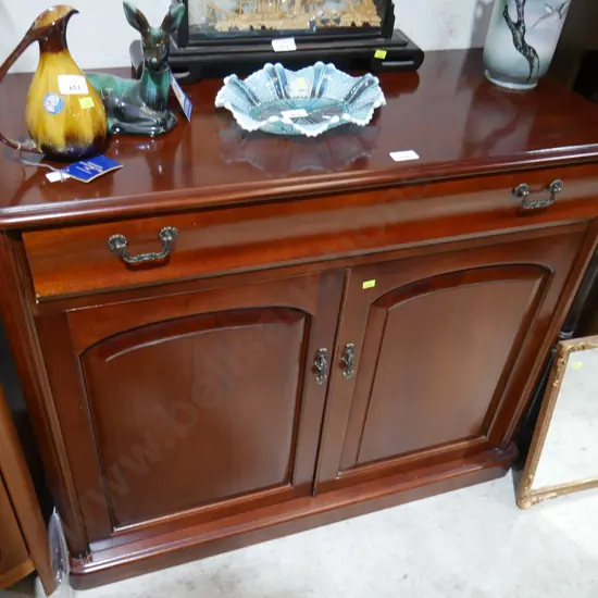 Sideboard