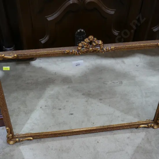 Gilt frame mirror