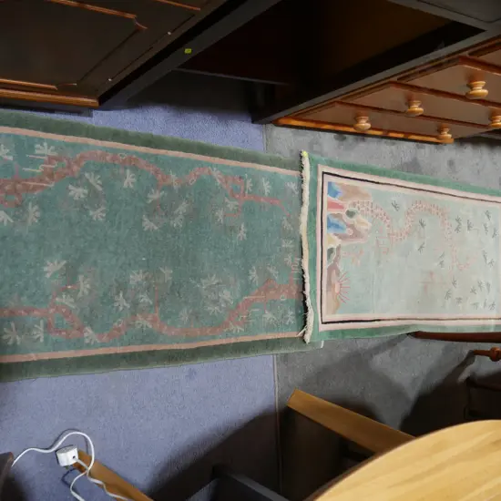 2 floor rugs
