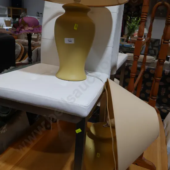 Pair of table lamps