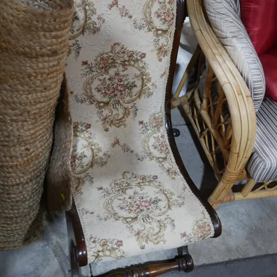 Nursing chair