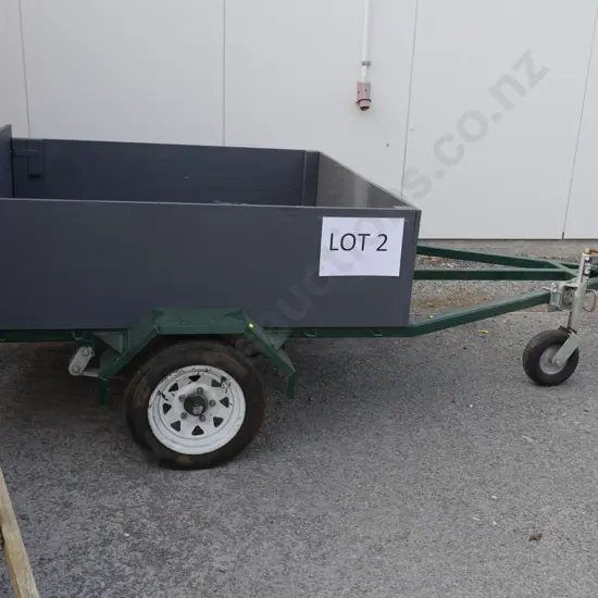 Trailer