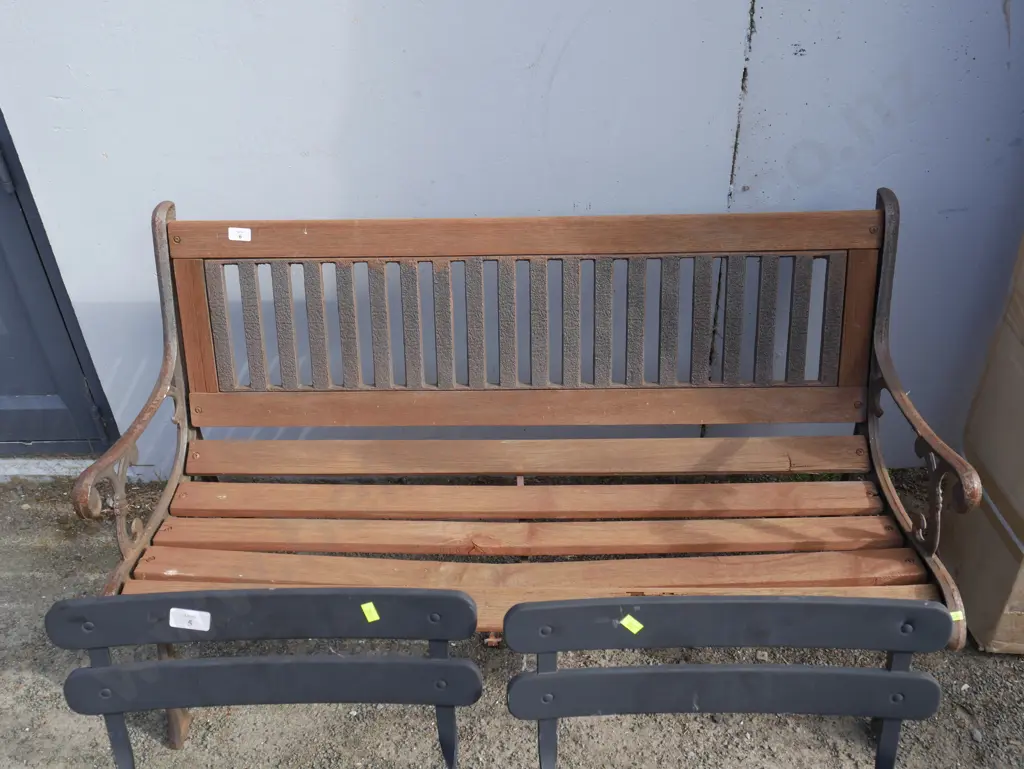 Outdoor bench seat Image 1++