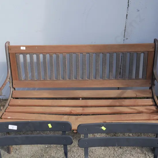 Outdoor bench seat