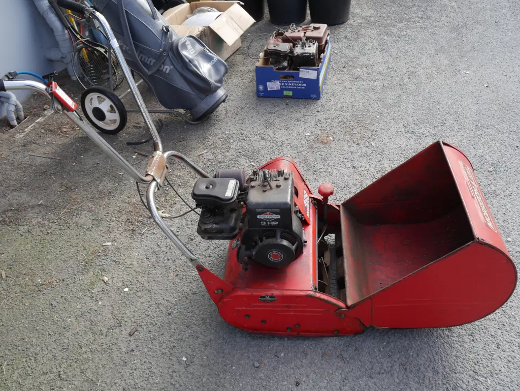 Morrison 400 reel mower Image 1++