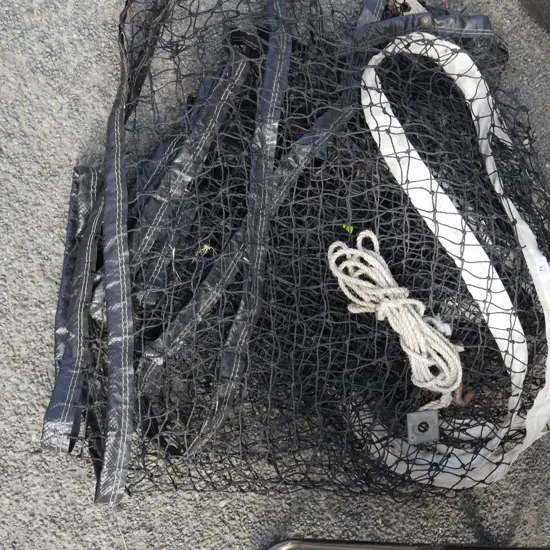 Tennis net