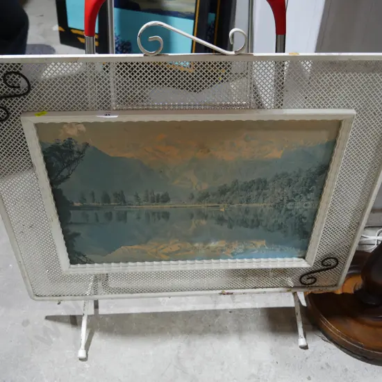 Fire screen