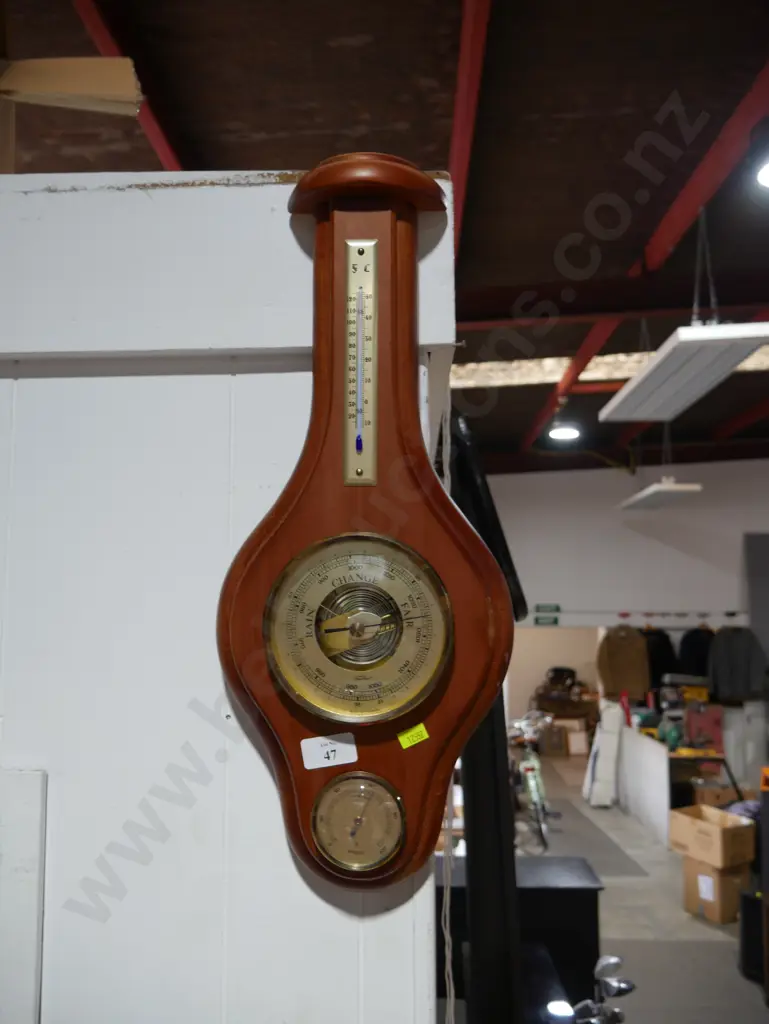 Banjo barometer Image 1++