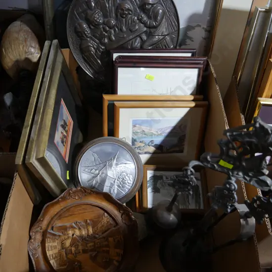Artworks, wall plaques and fireside set