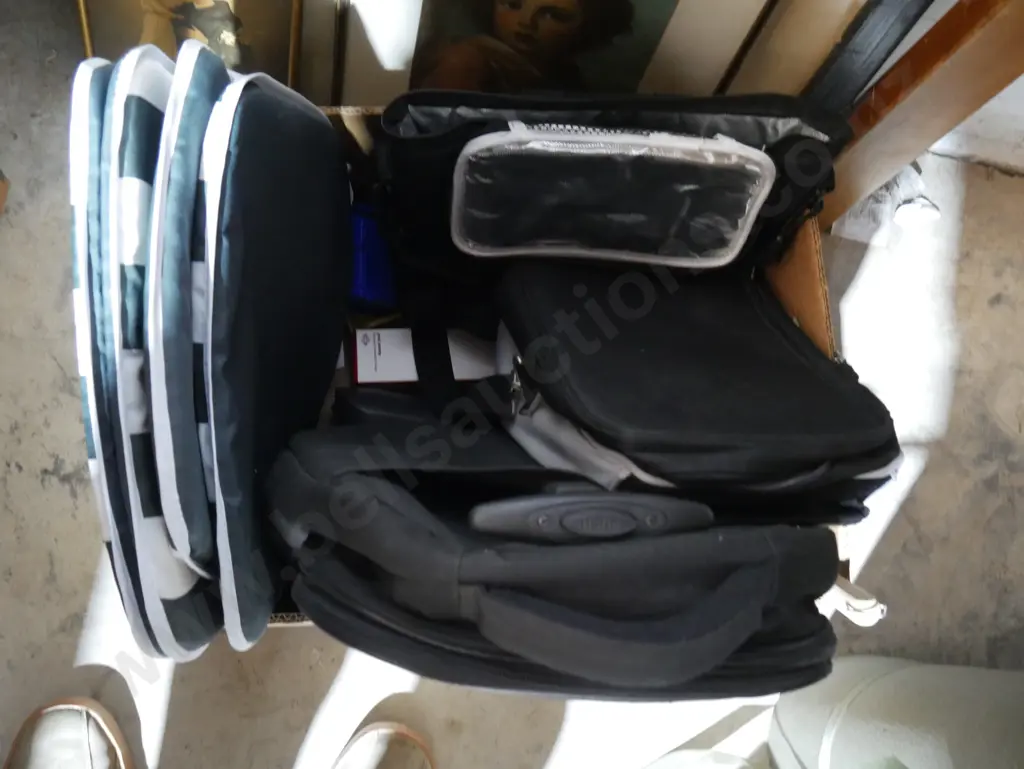 Bags, sleeping mats etc Image 1++