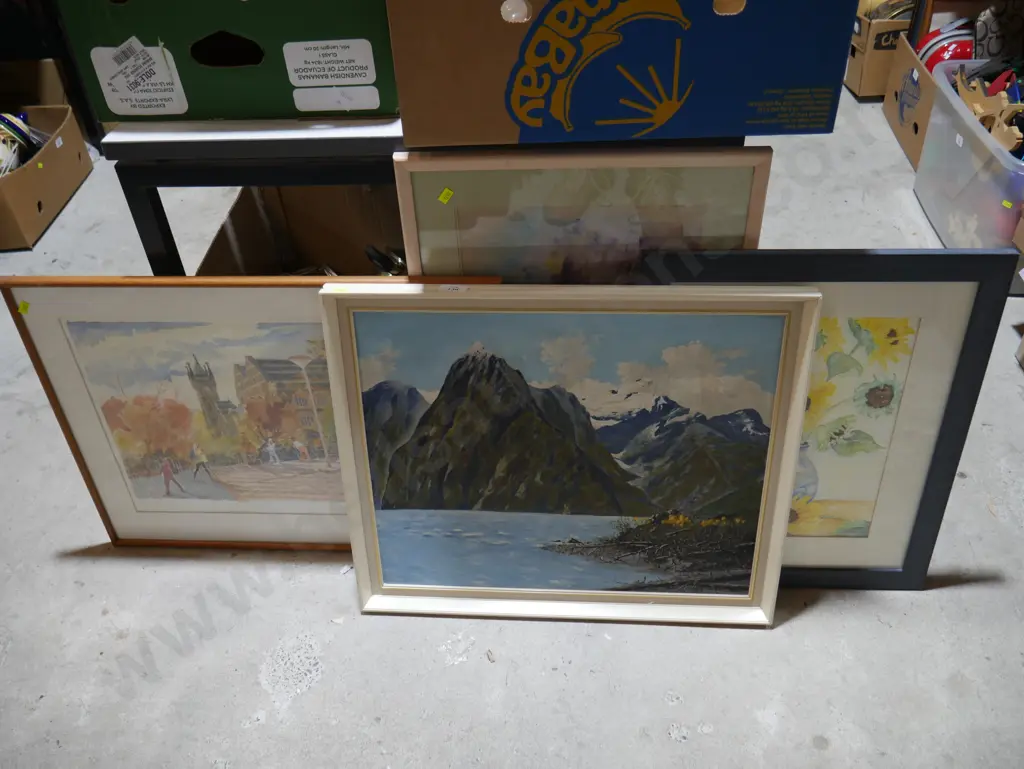 Assorted art Image 1++