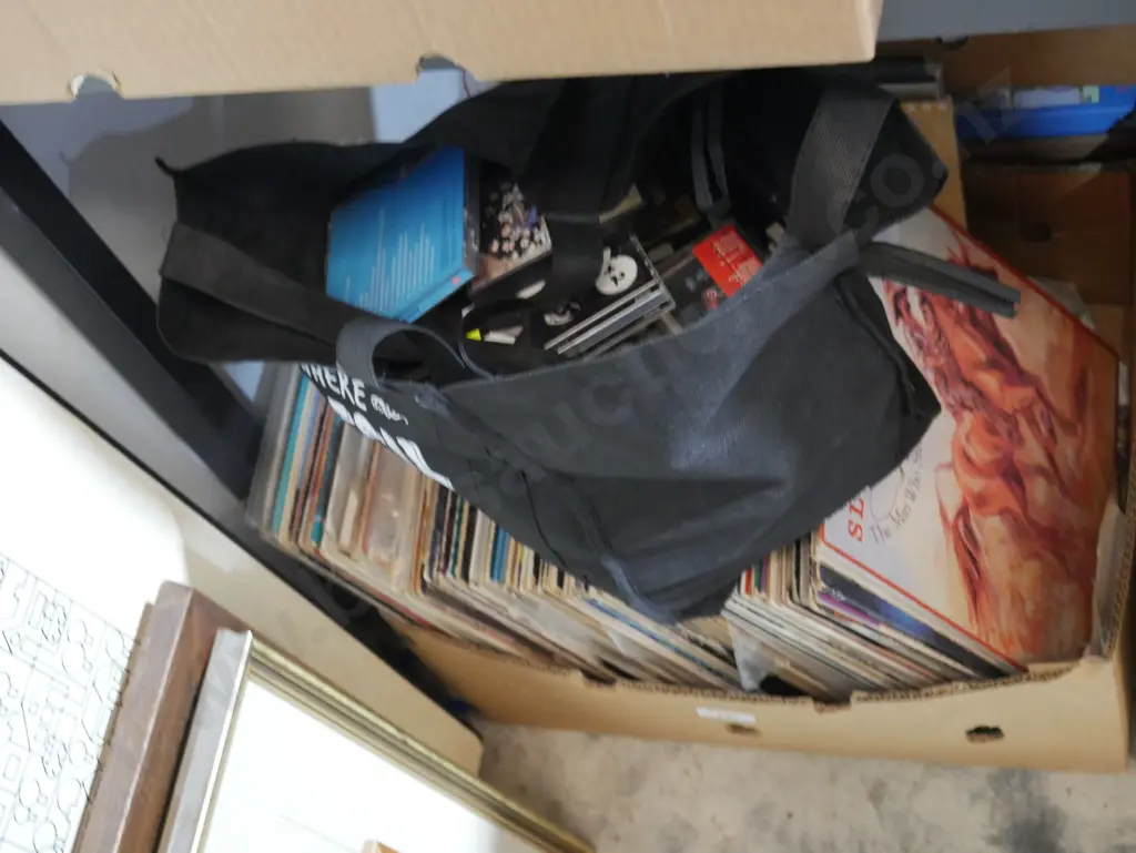 Records, CDs etc Image 1++
