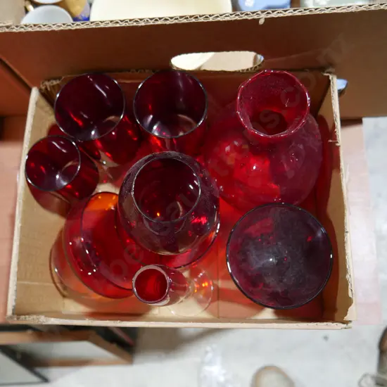 Red glassware