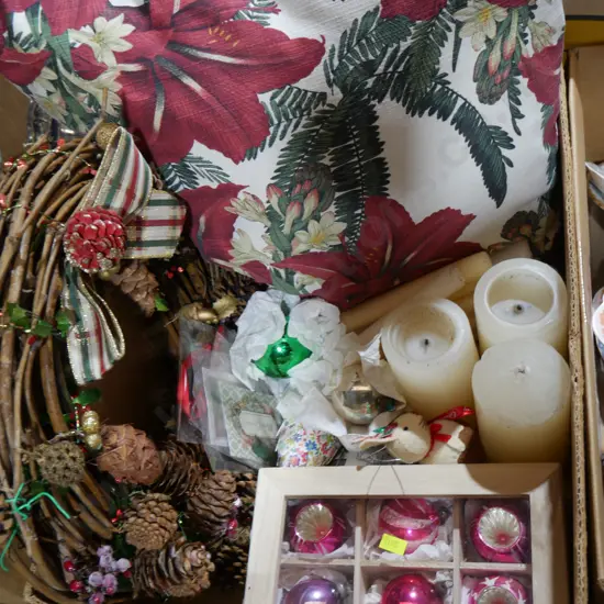 Cushion, Christmas wreath etc