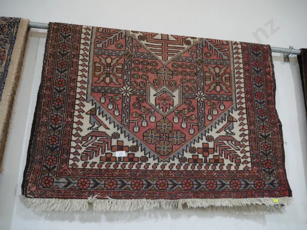 Hand knotted floor rug Image 1++