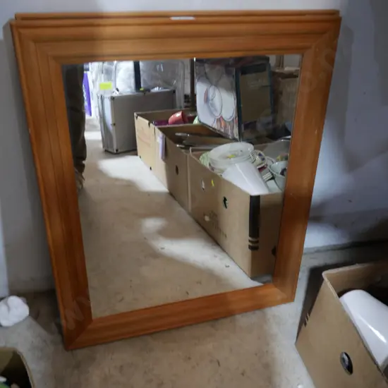 2 wall mirrors