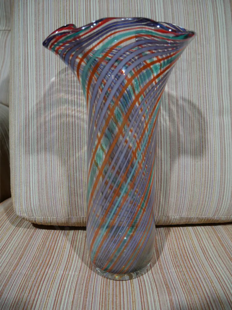 Serving tray, glass vase etc Image 1++