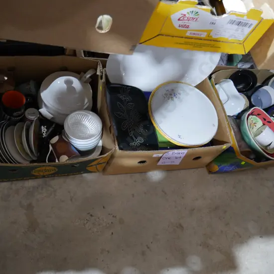 3 boxes of kitchenware